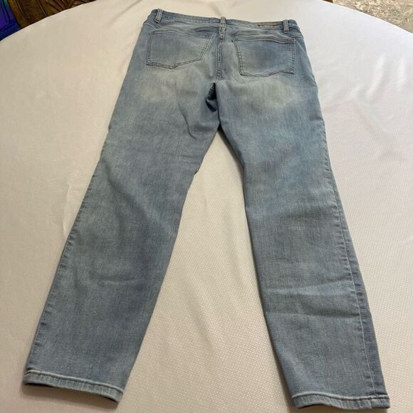 Soft Surroundings Light Wash Denim Jeans Size 10 - Picture 7 of 8